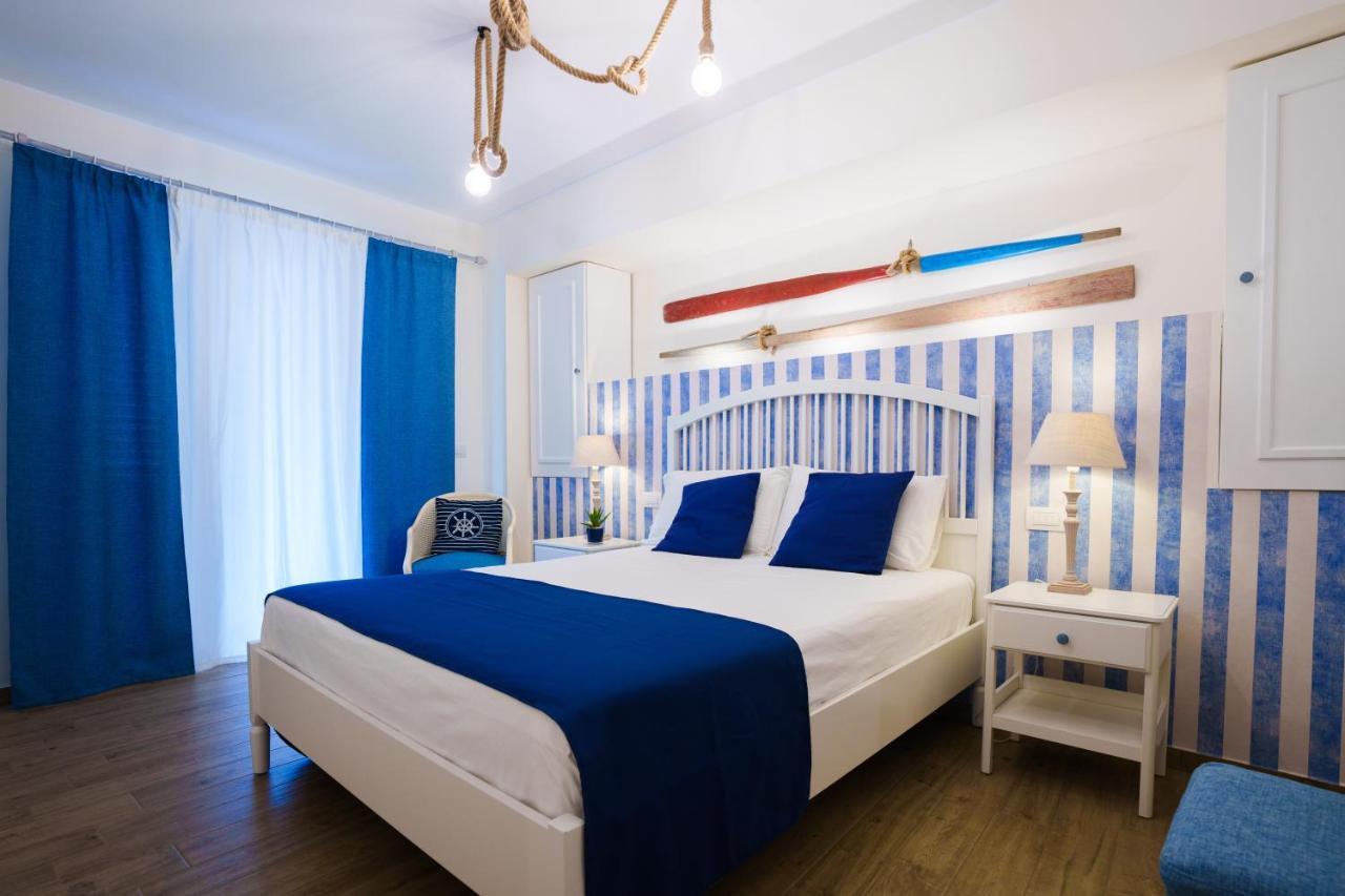 Quattro Torri B&B Santa Teresa Di Riva Extérieur photo