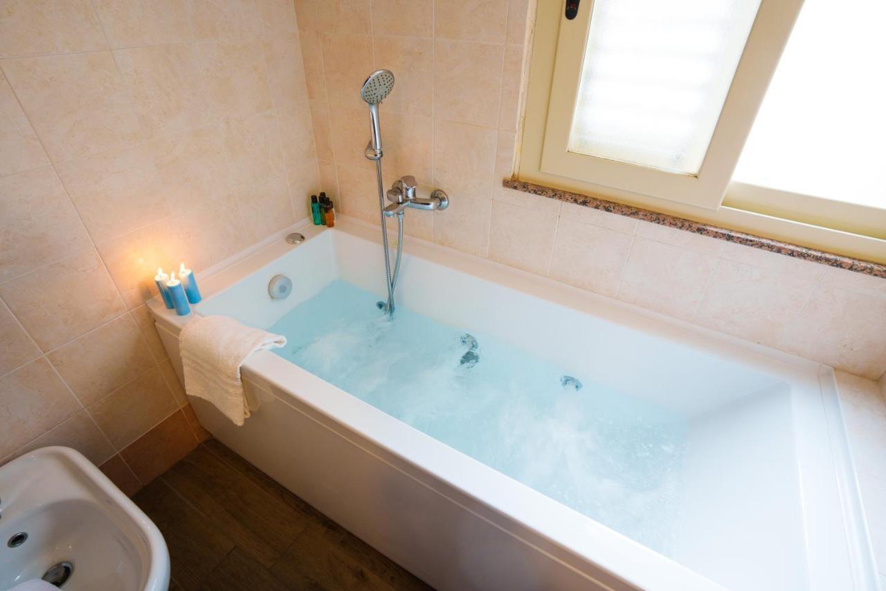 Quattro Torri B&B Santa Teresa Di Riva Extérieur photo